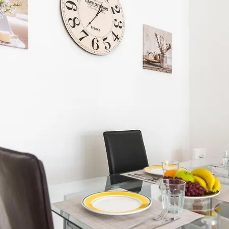 Daire Home2book Cute Triana Center
