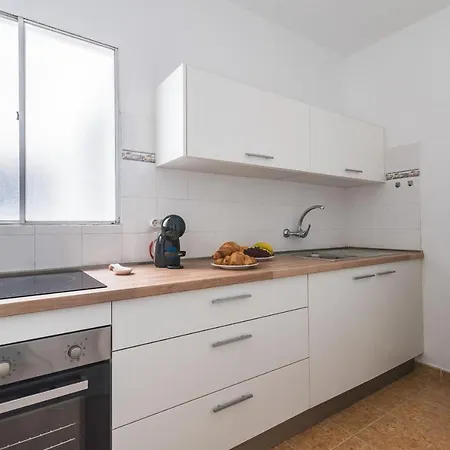 Home2book Cute Triana Center *